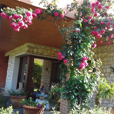 Montecchia di Crosara La Dolce Vita מראה חיצוני תמונה